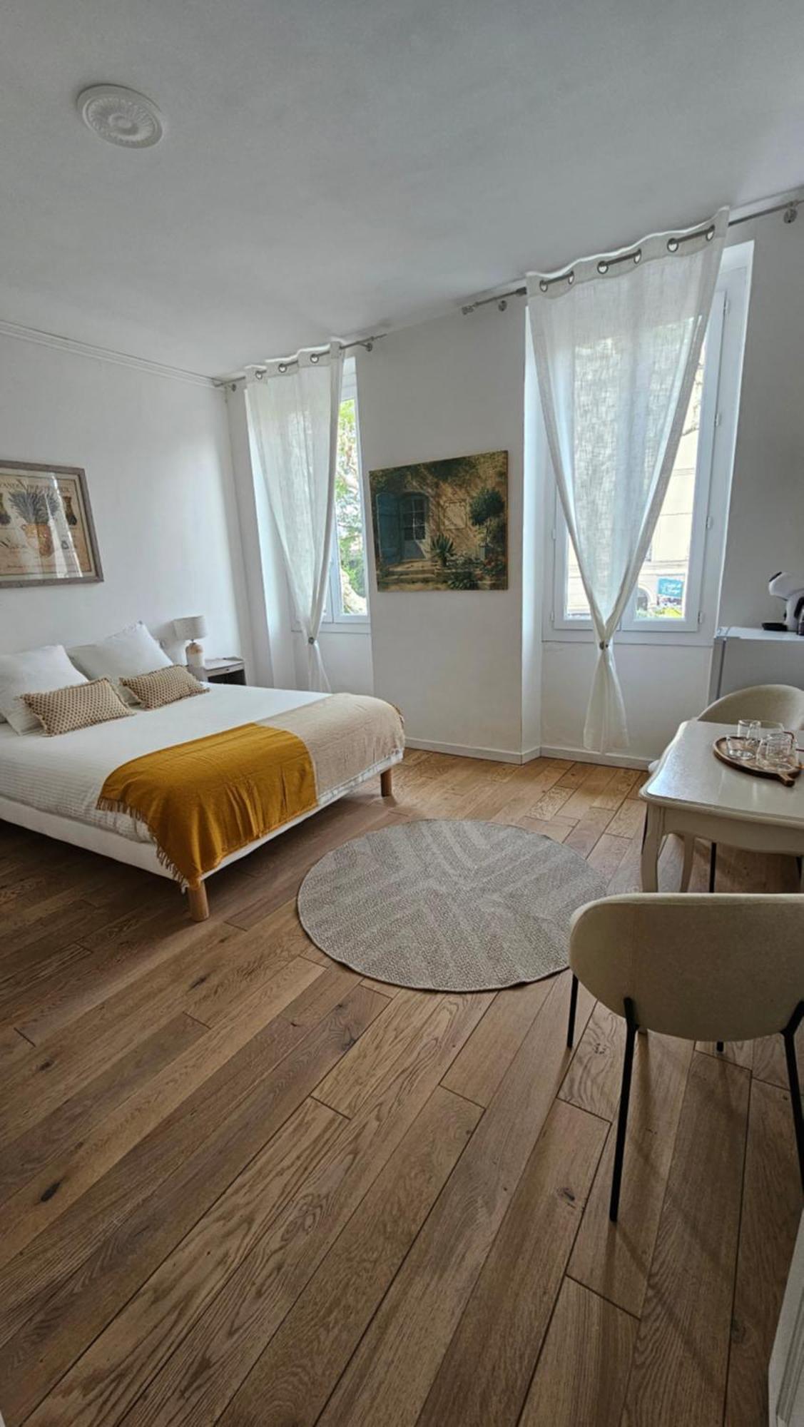 Les Chambres De Reseau Louisanne Saint-Rémy-de-Provence Extérieur photo
